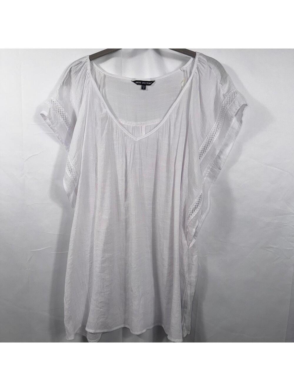 Unique Spectrum White Flowy Flutter Sleeve Tunic Top Size 2X